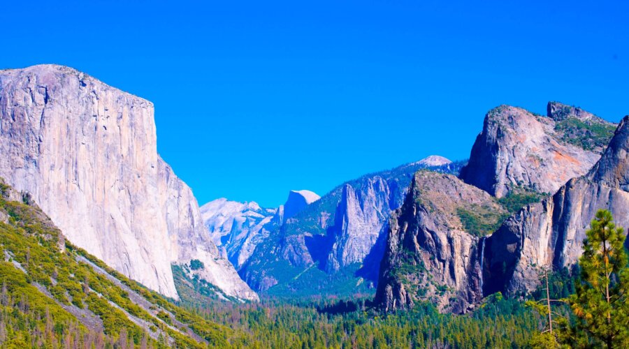 Tunnel View