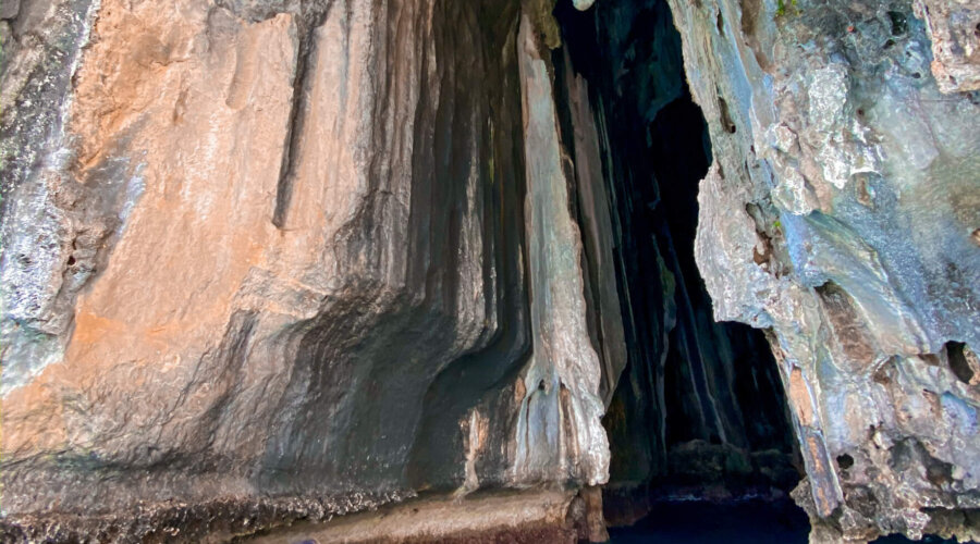 El Nido - Cathedral Cave